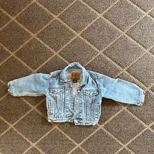 Gap classic denim jean jacket kid's xs